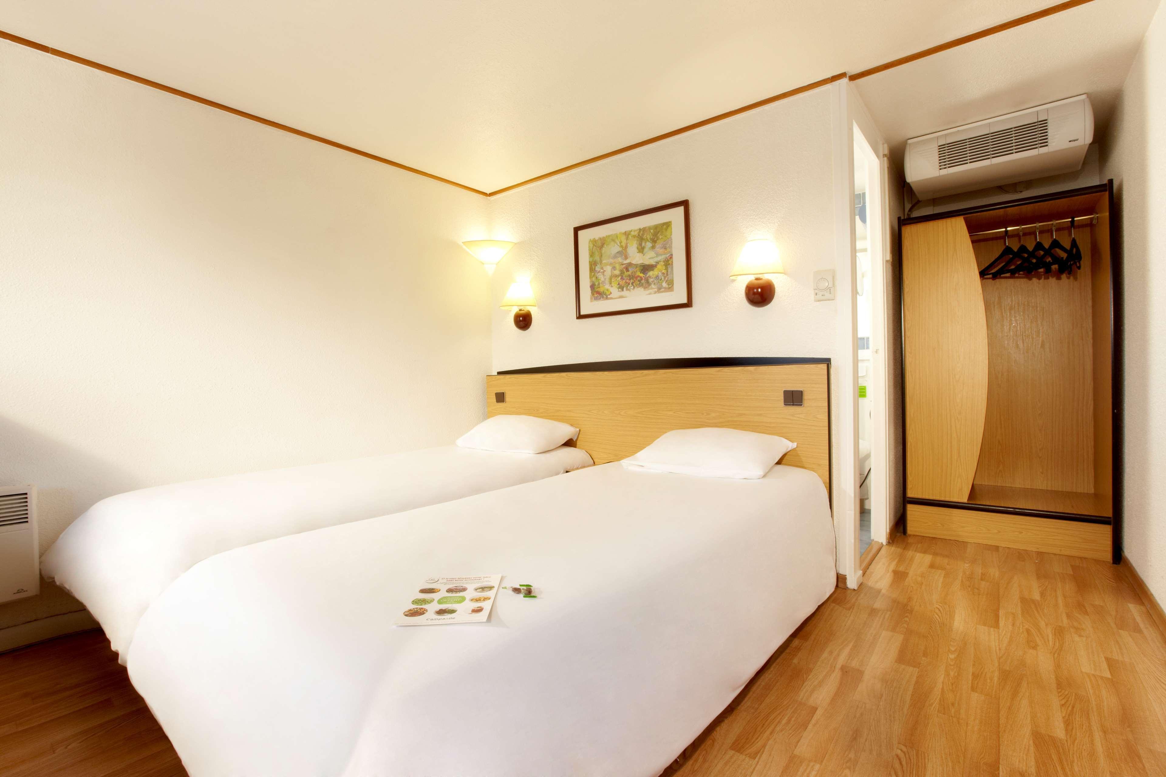 Campanile Dax - Saint-Paul-Les-Dax Hotel Room photo